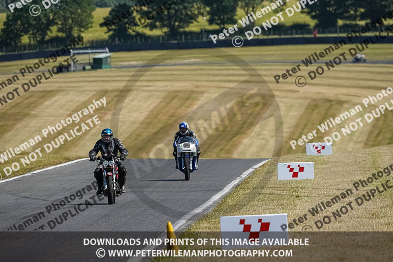 cadwell park;cadwell park photographs;cadwell trackday photographs;enduro digital images;event digital images;eventdigitalimages;peter wileman photography;racing digital images;trackday digital images;trackday photos